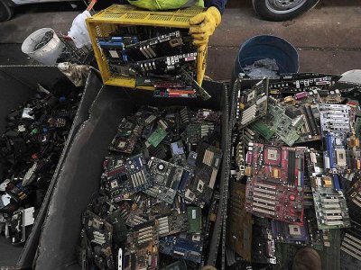 Гаджеты становятся мусором